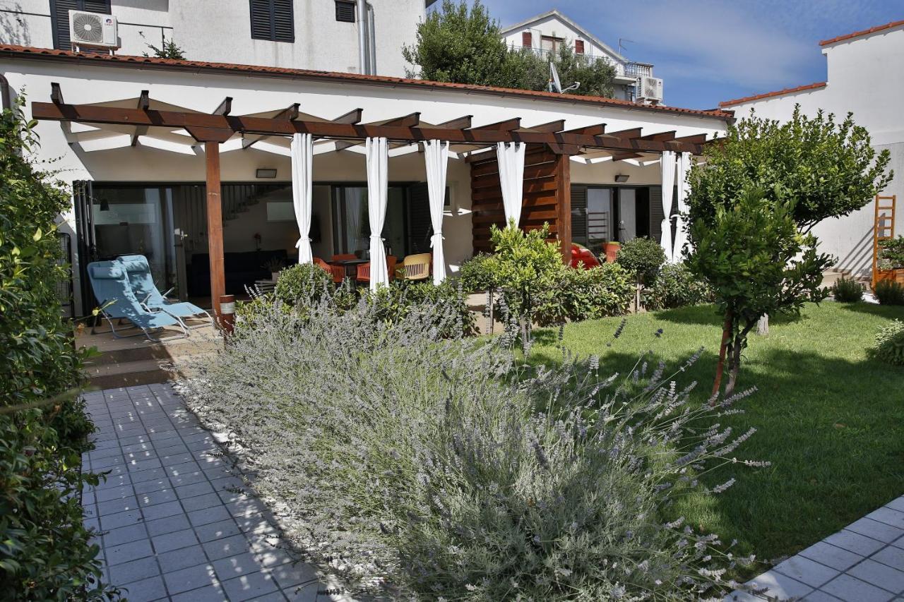 Villa Klara Vodice Exterior photo